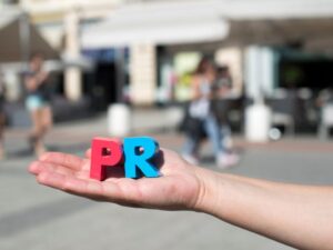 Onde comprar passagem para viajar para Francisco Beltrão PR